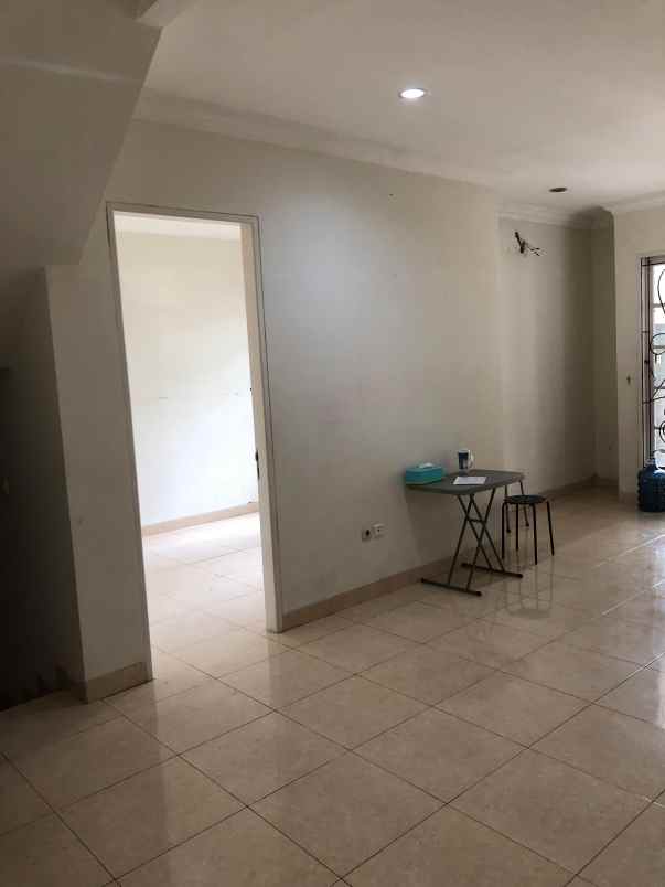 dijual rumah legenda wisata cibubur