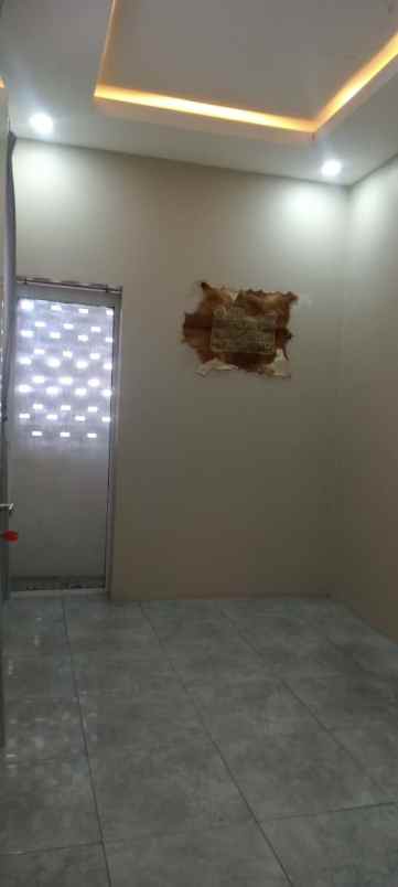dijual rumah limbangan