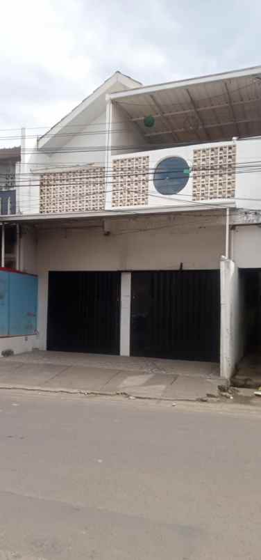 dijual rumah limbangan