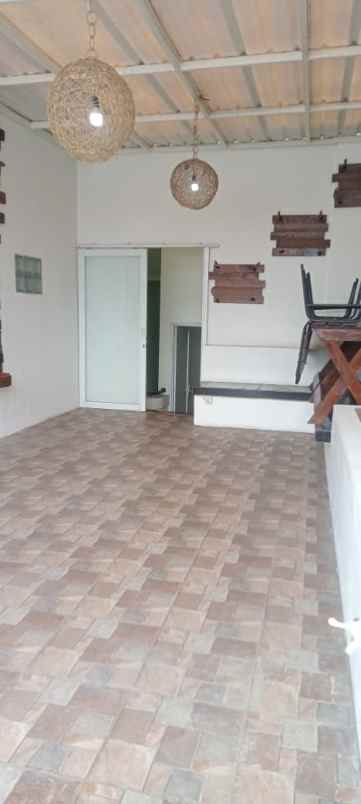 dijual rumah limbangan