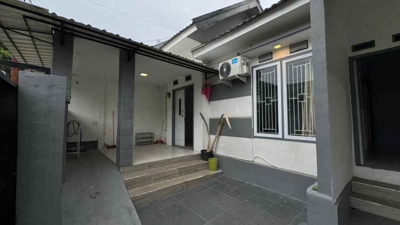 dijual rumah lokasi joyoagung kota malang