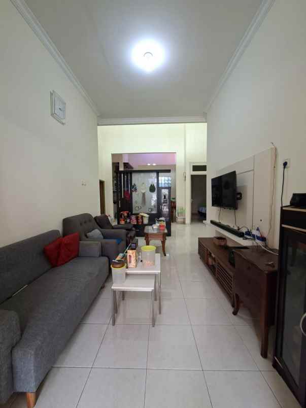 dijual rumah lokasi pandanwangi sulfat kota malang