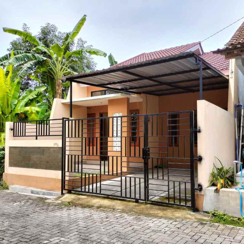 dijual rumah maguwoharjo