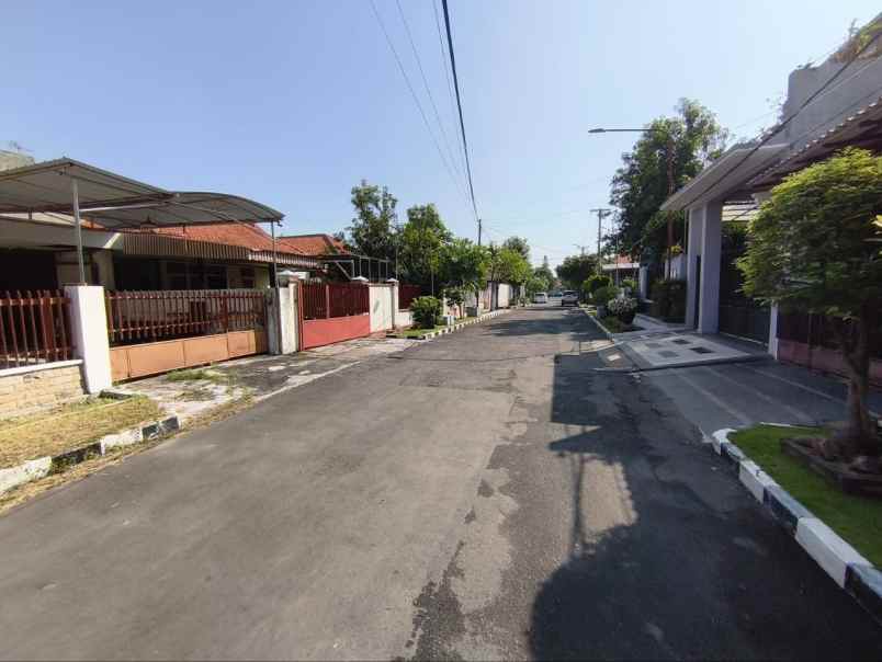 dijual rumah manyar airdas