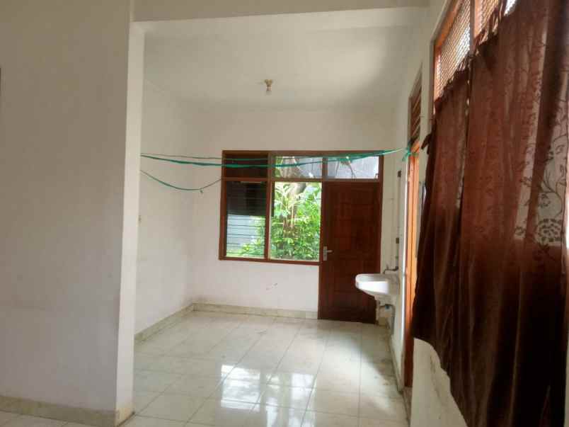 dijual rumah manyar airdas