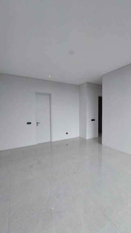 dijual rumah manyar kertoadi