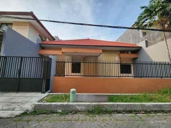 dijual rumah manyar tirtomoyo