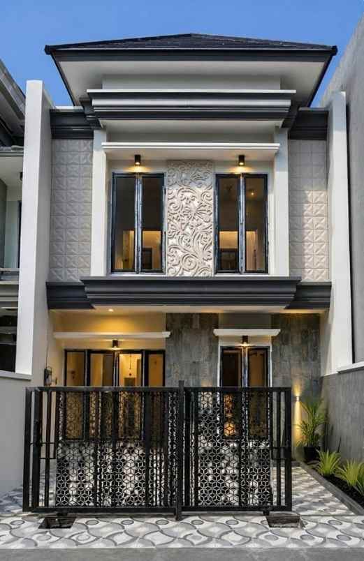 dijual rumah manyar tirtoyoso