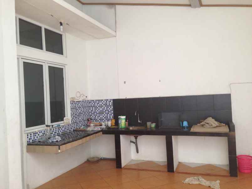 dijual rumah mean residence jl karyawan