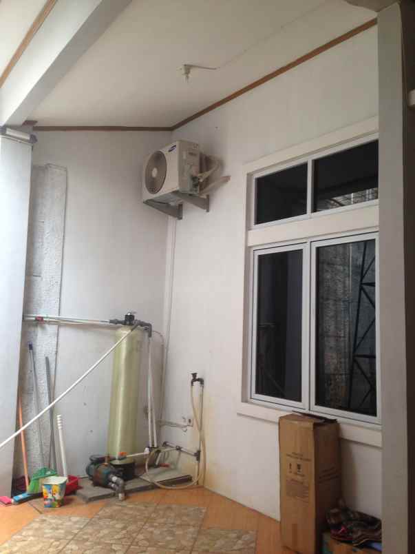 dijual rumah mean residence jl karyawan