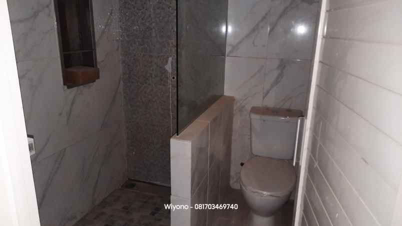 dijual rumah medokan asri utara