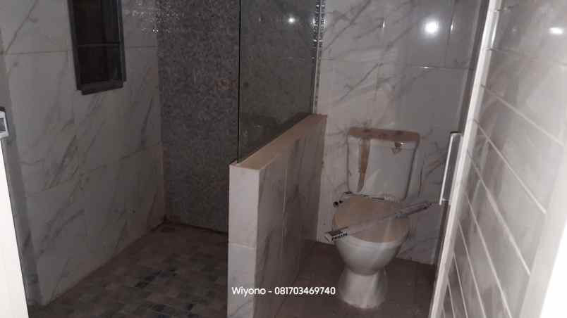 dijual rumah medokan asri utara