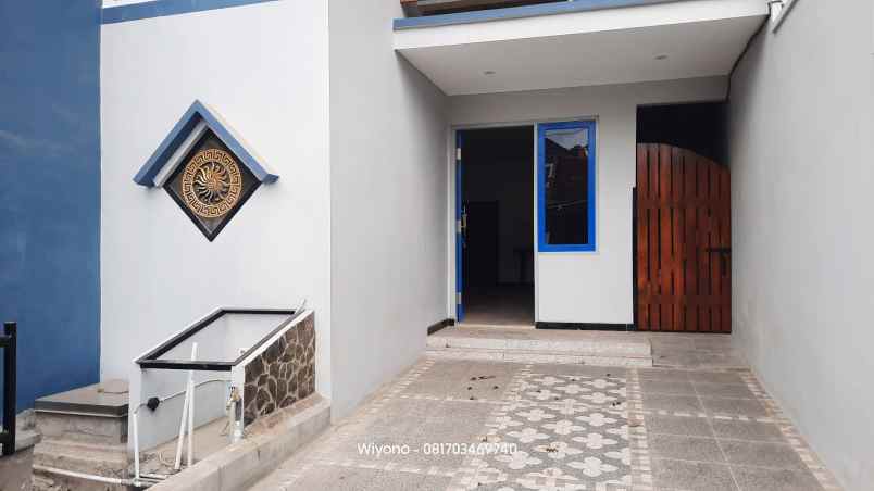 dijual rumah medokan asri utara