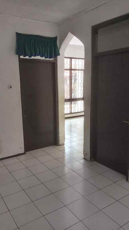 dijual rumah melong