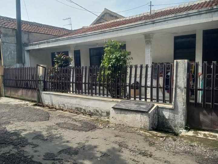 dijual rumah melong