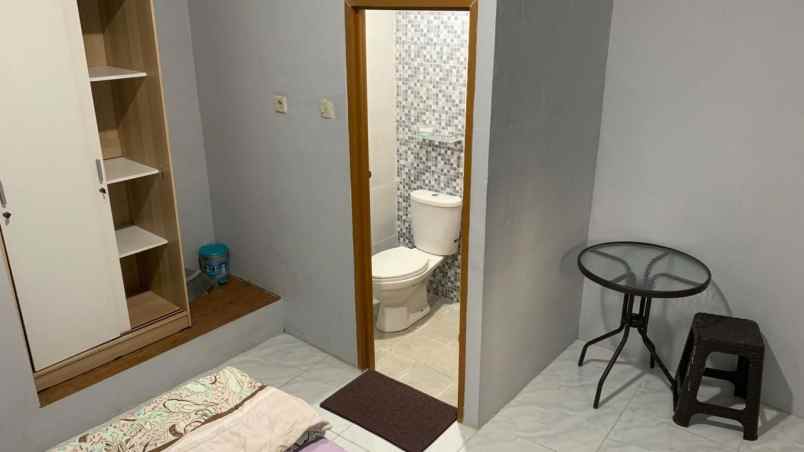 dijual rumah menteng atas