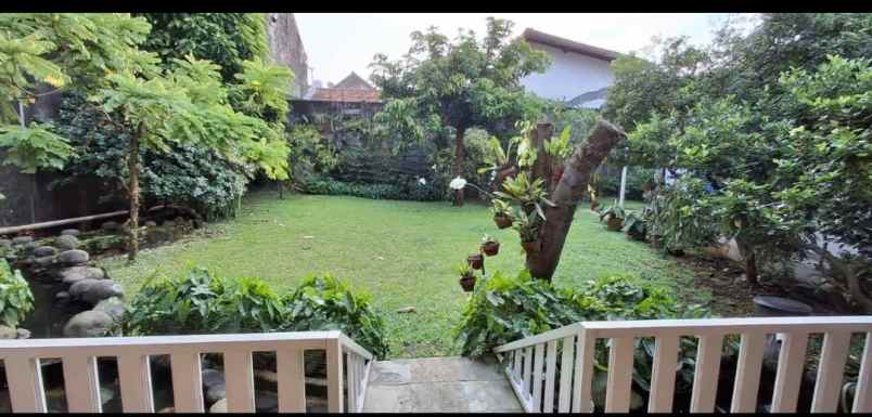 dijual rumah menteng dalam tebet