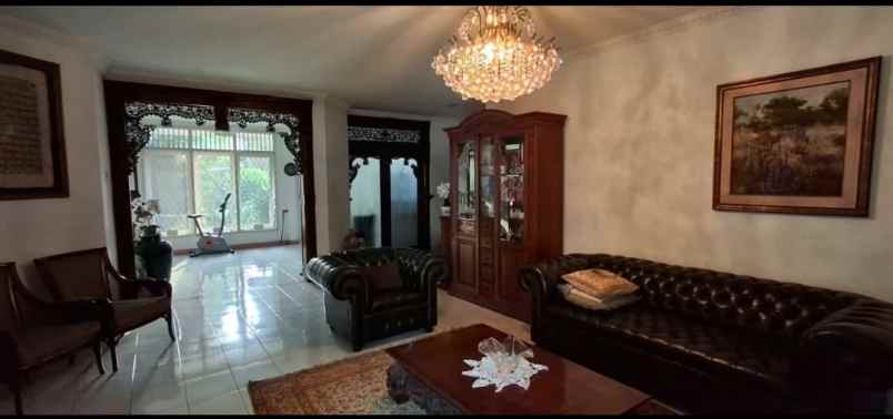 dijual rumah menteng dalam tebet