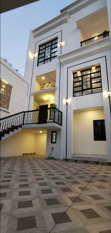 dijual rumah meruyung limo depok