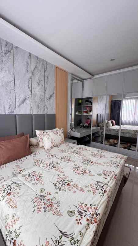 dijual rumah mewah di buah batu margawangi bandung