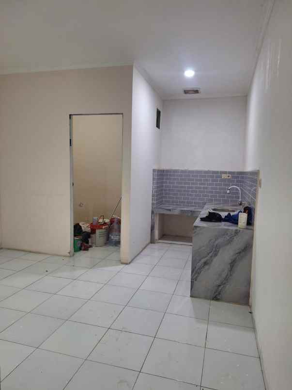 dijual rumah minimalis siap huni di puri gardena