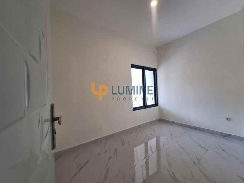 dijual rumah minomartani