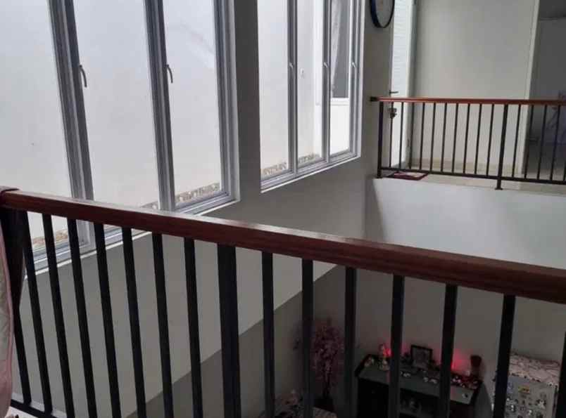 dijual rumah modernland ji pulau dewa