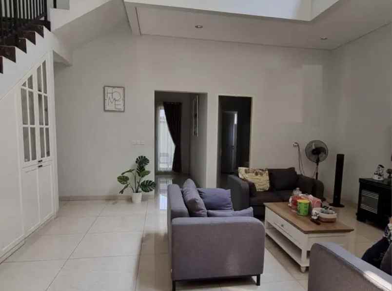 dijual rumah modernland ji pulau dewa