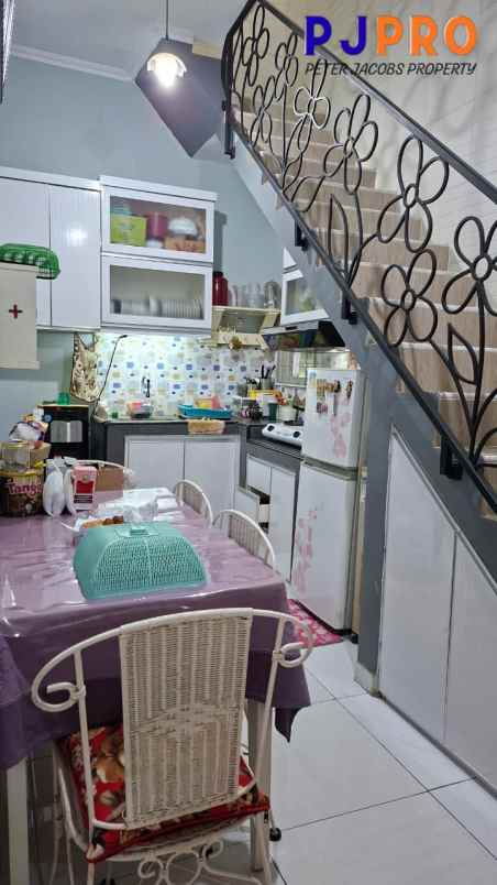 dijual rumah mutiara gading city