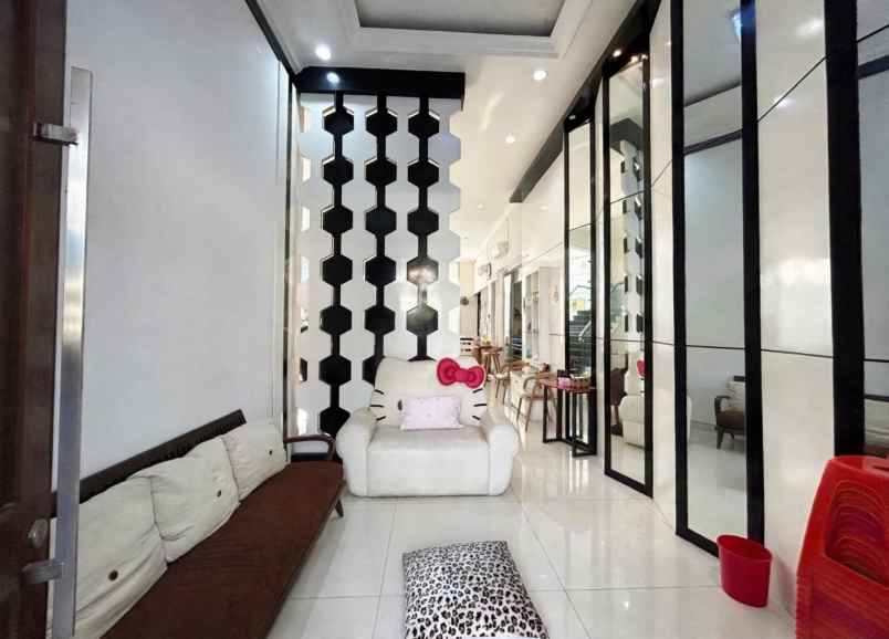 dijual rumah newton hill citraland