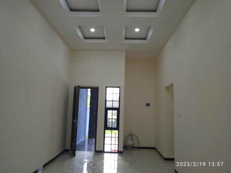 dijual rumah pakintelan