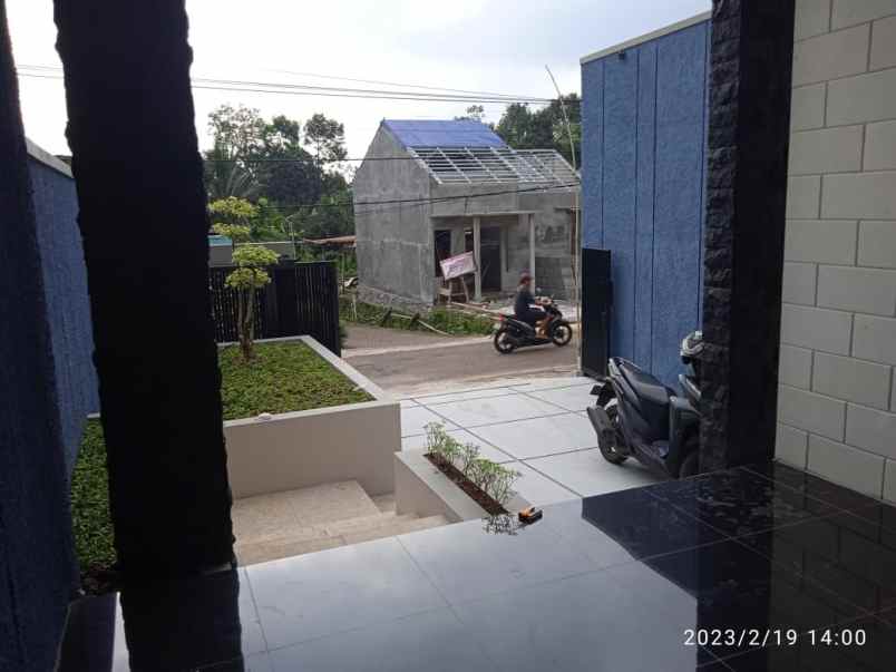 dijual rumah pakintelan