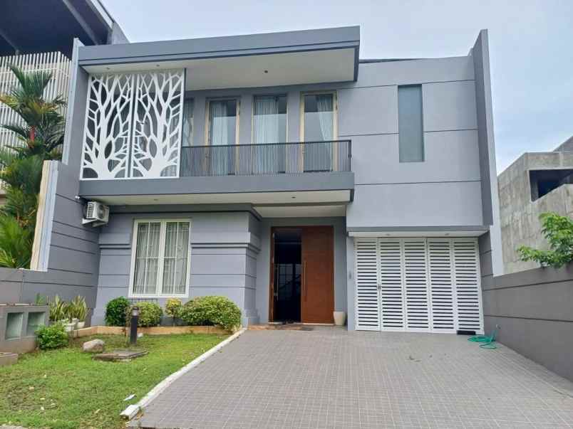 dijual rumah pakuwon city imperial beach