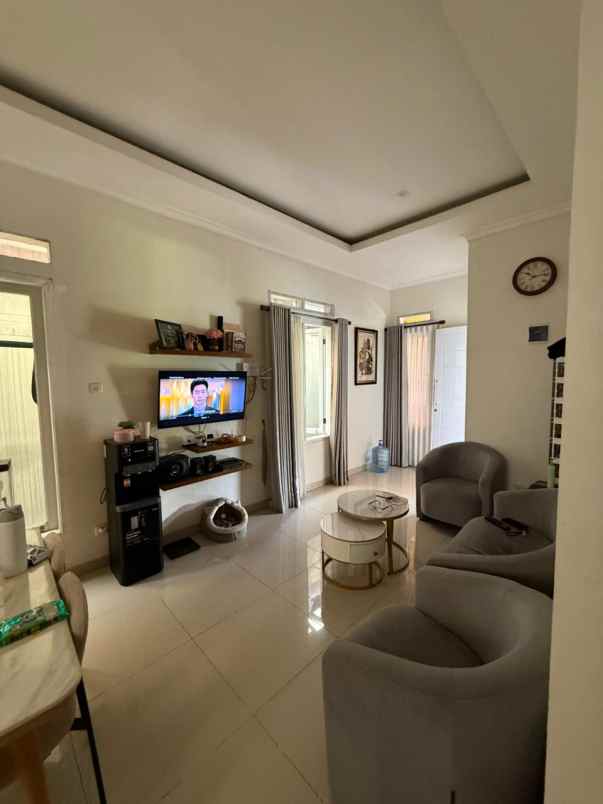 dijual rumah pamoyanan bogor selatan