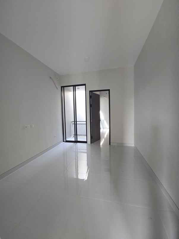 dijual rumah panjang jiwo permai