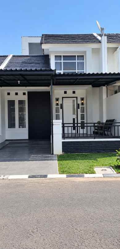 dijual rumah permata bintaro