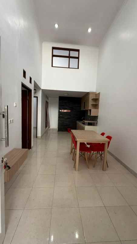 dijual rumah permata bintaro