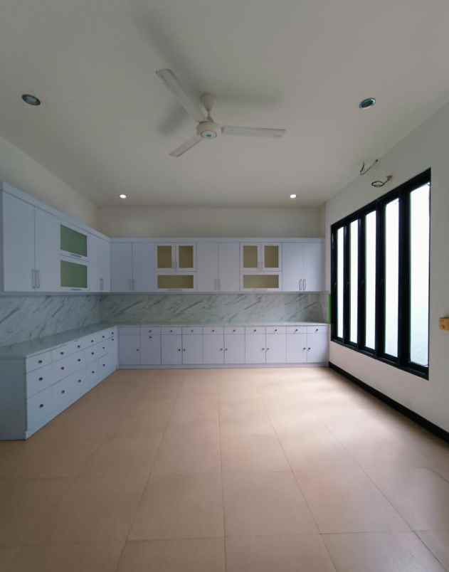 dijual rumah permata hijau kebayoran lama