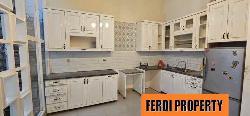 dijual rumah perumahan citra gran cibubur
