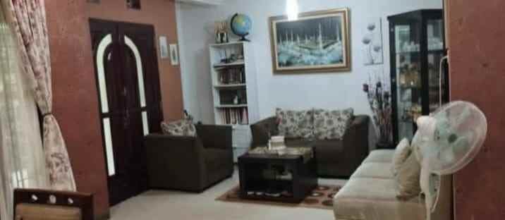 dijual rumah perumahan jatinegara indah