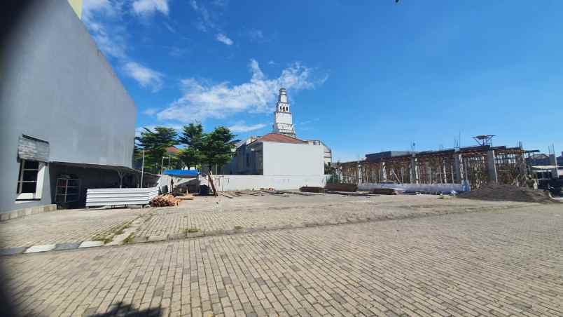 dijual rumah perumahan kahuripan