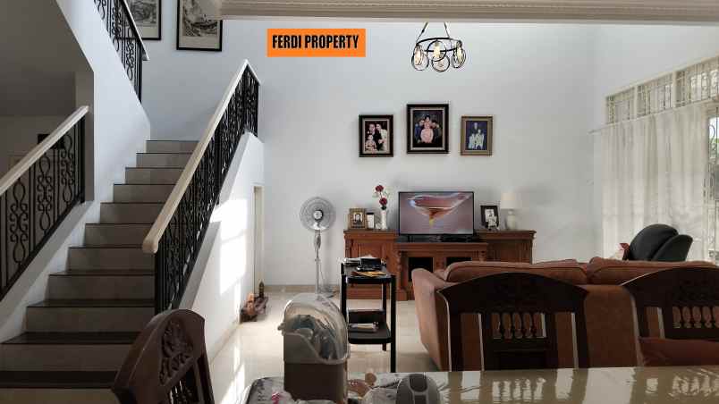 dijual rumah perumahan legenda wisata
