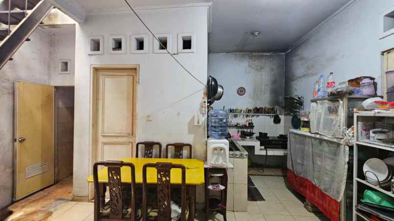 dijual rumah perumahan metland menteng