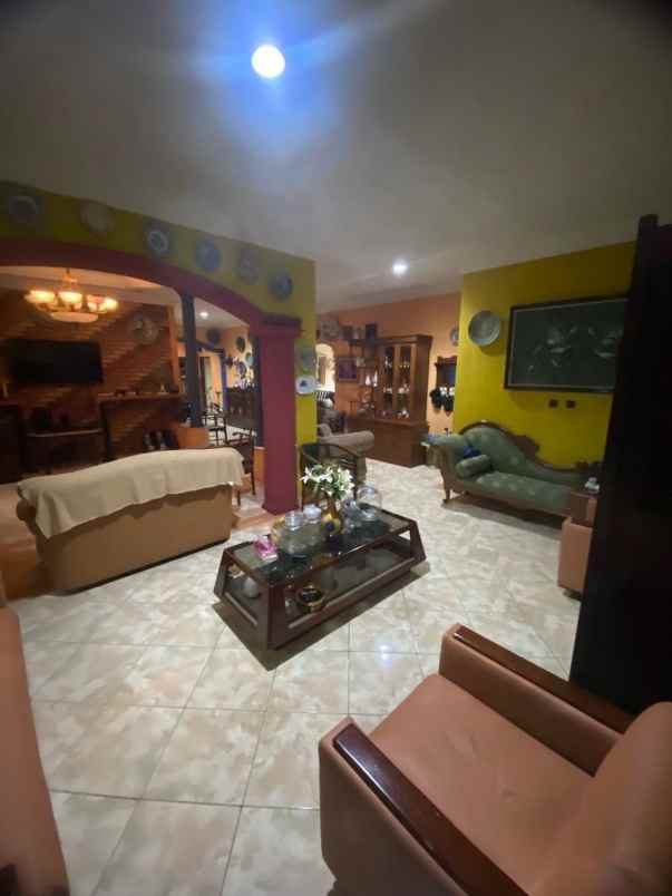 dijual rumah perumahan penggilingan