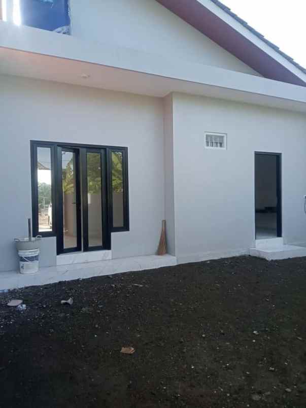 dijual rumah perumahan ramayana 2