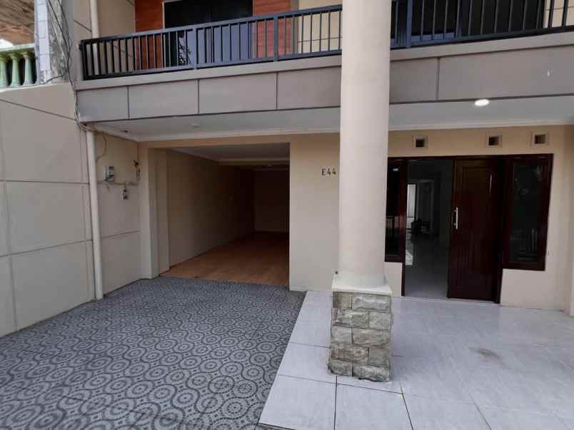 dijual rumah perumahan rungkut harapan
