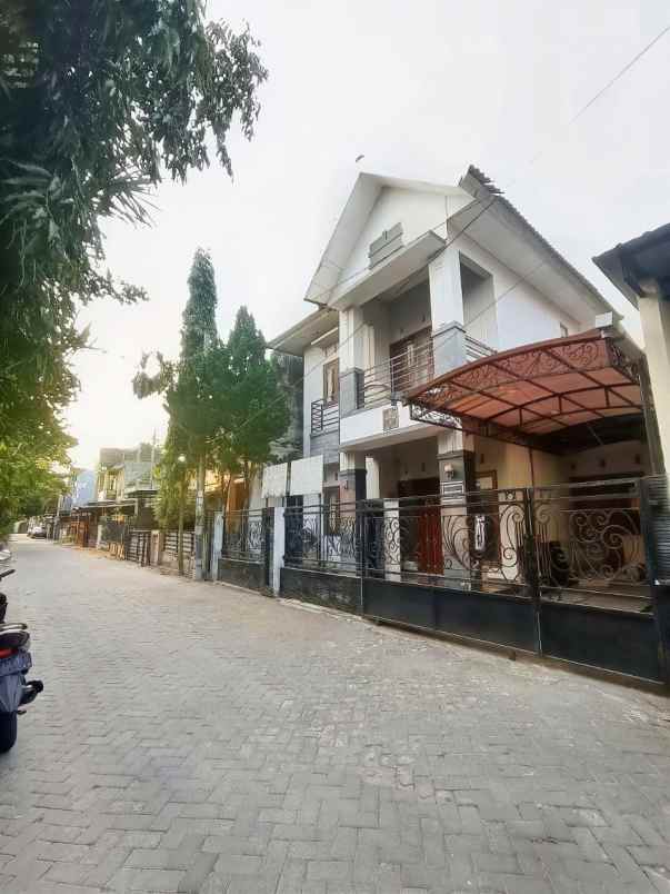 dijual rumah perumnas