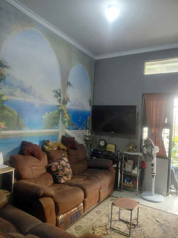 dijual rumah pisangan cirendeu ciputat