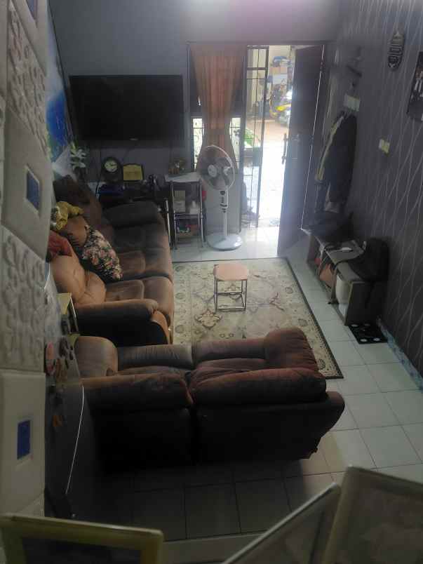 dijual rumah pisangan cirendeu ciputat