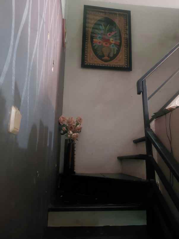 dijual rumah pisangan cirendeu ciputat